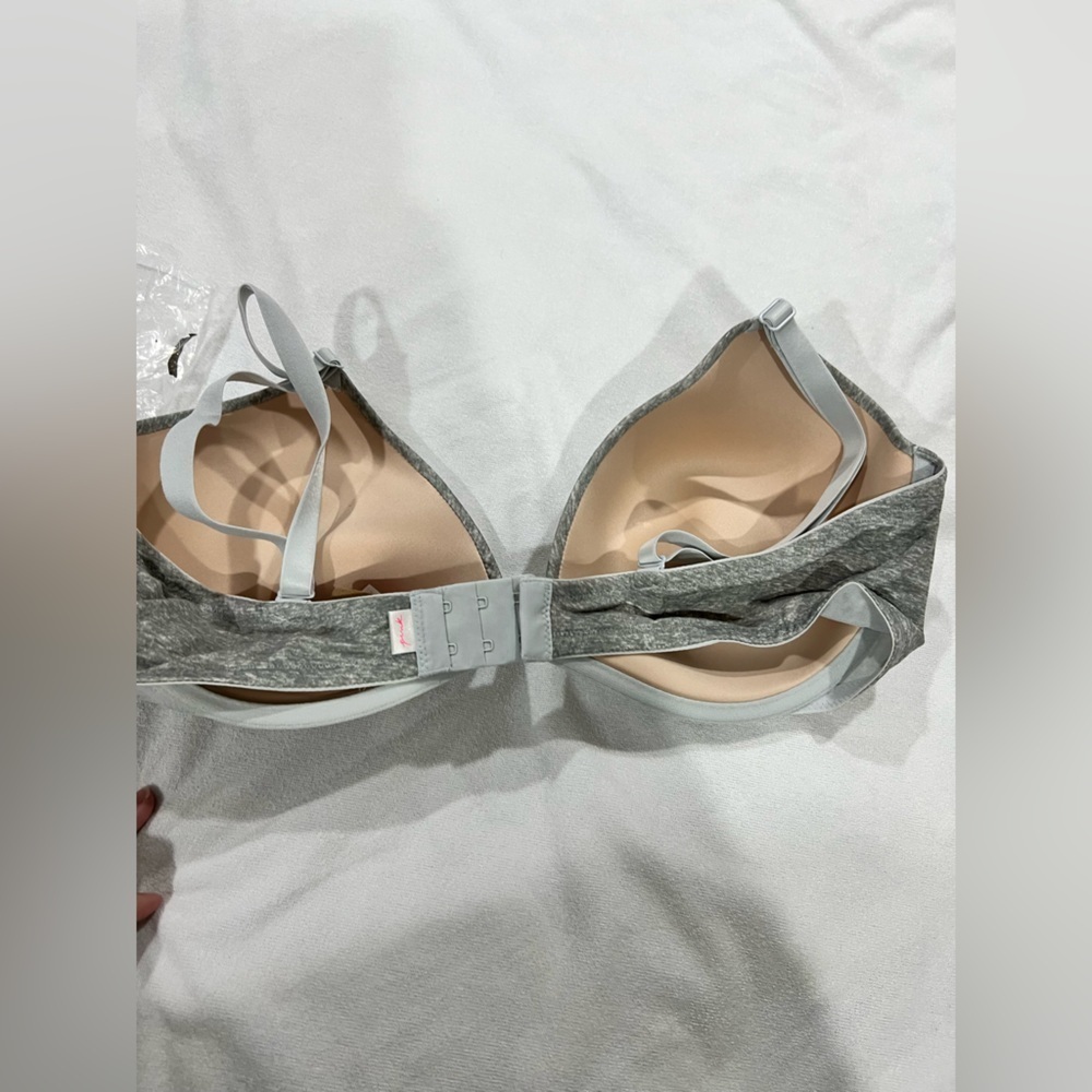 PINK VS Victoria Secret bra light grey gray lightest lined 42C - Picture 2 of 6